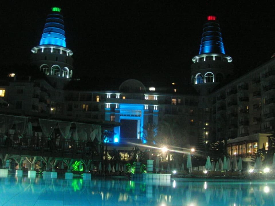 Nachtansicht Hotel Delphin Diva