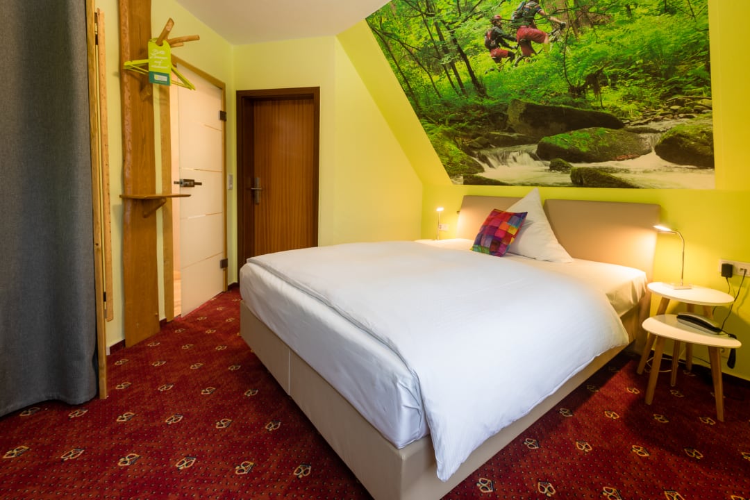 Zimmer Berghotel Talblick