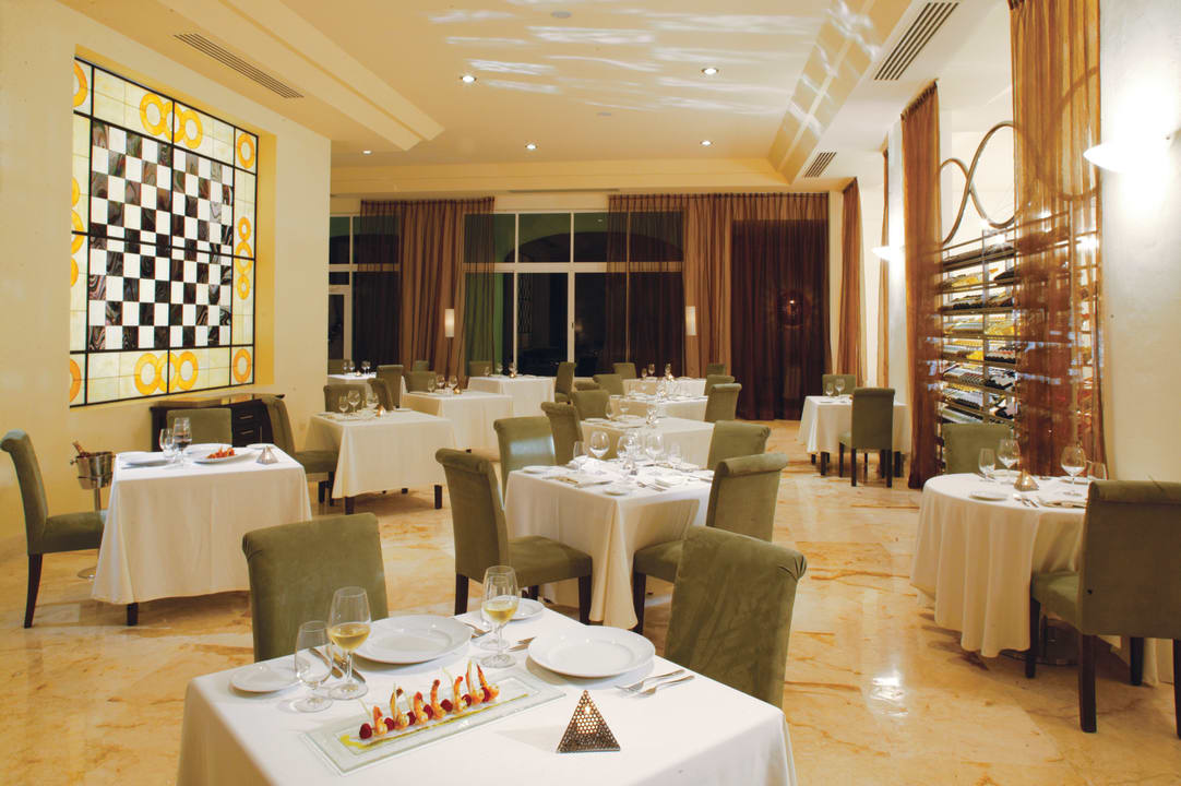 Restaurant "D'Italia" El Dorado Royale