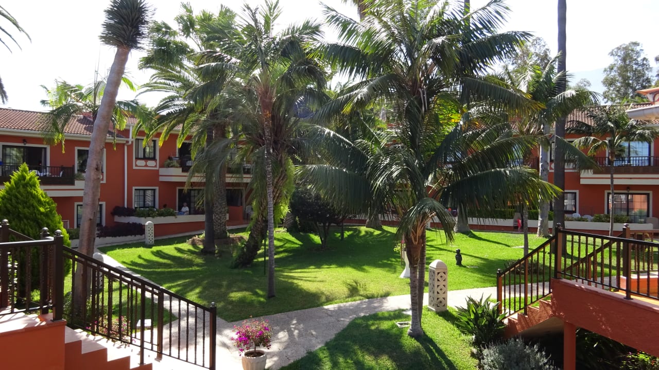 Gartenanlage Apartments Ambassador