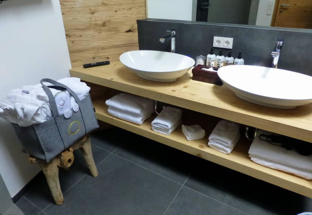 Großes Badezimmer Sonnhof Alpendorf - Adults only