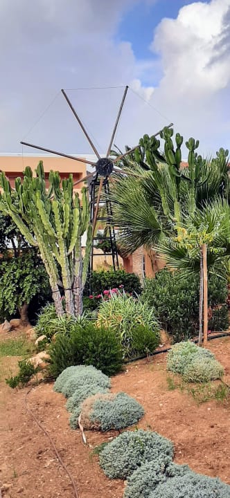 Gartenanlage Anissa Beach & Village