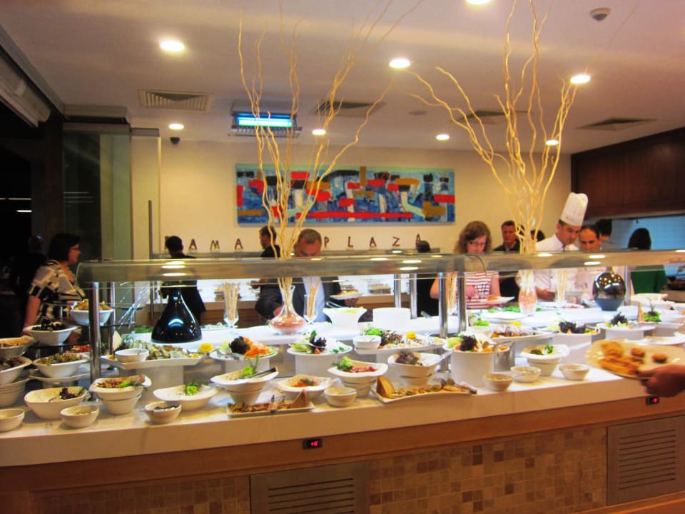 Buffet Ramada Plaza by Wyndham Antalya