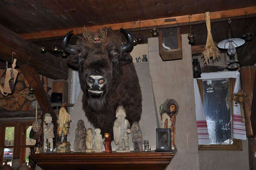 Wnętrze karczmy Dworek nad Łąkami Kiermusy