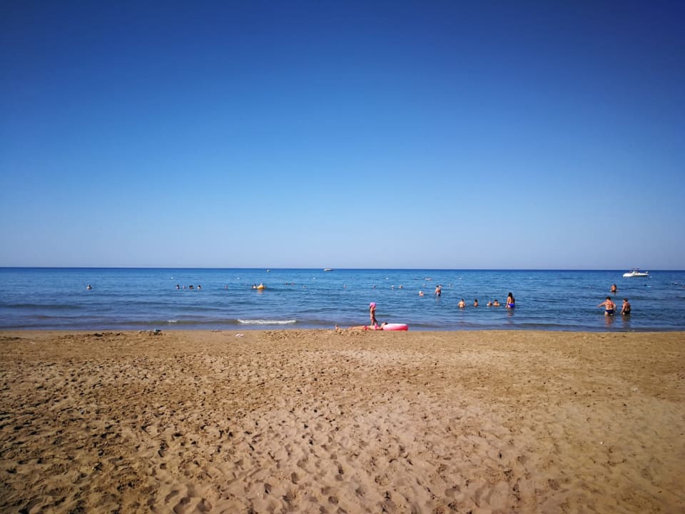 Strand Castival Hotel