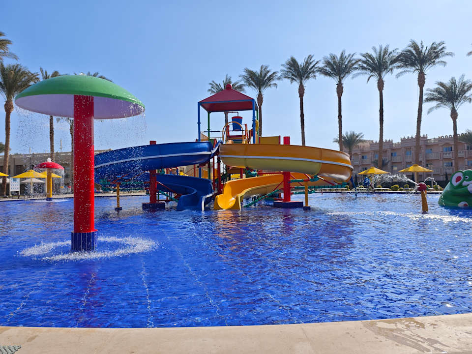 Pool Beach Albatros Resort