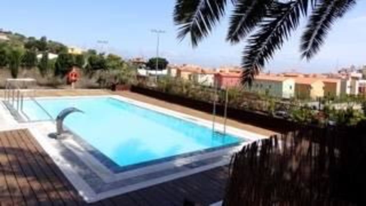 Schöner Pool Hotel Rural El Mondalón