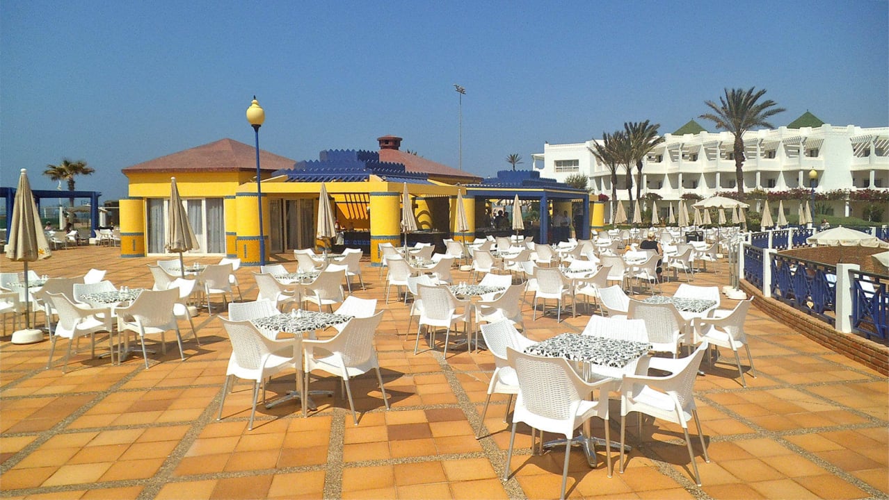 Open-Air-Restaurant Iberostar Waves Founty Beach