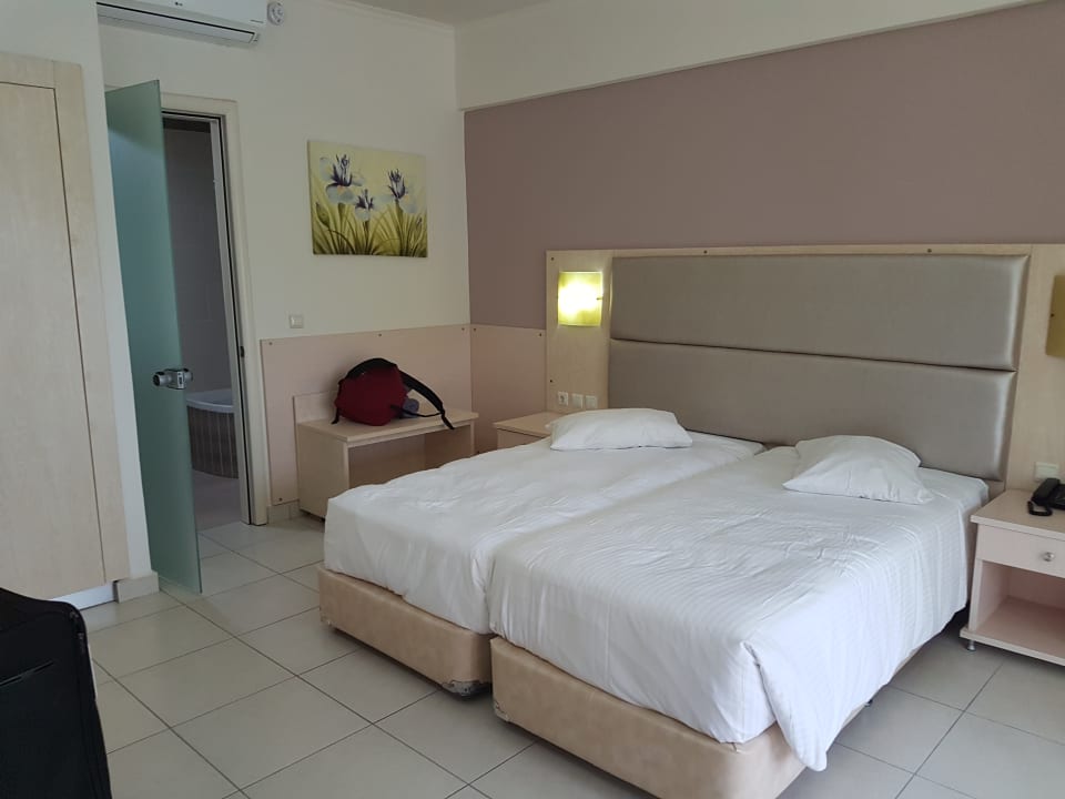 Zimmer Hotel Kouros Palace