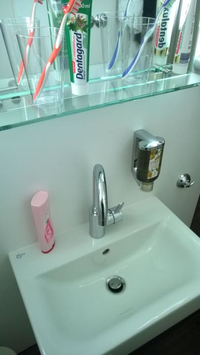 Viel zu klein Heikotel – Hotel Stadtpark Residenz