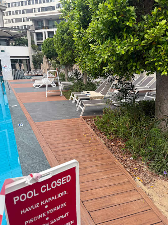 Pool The Sense Deluxe Hotel