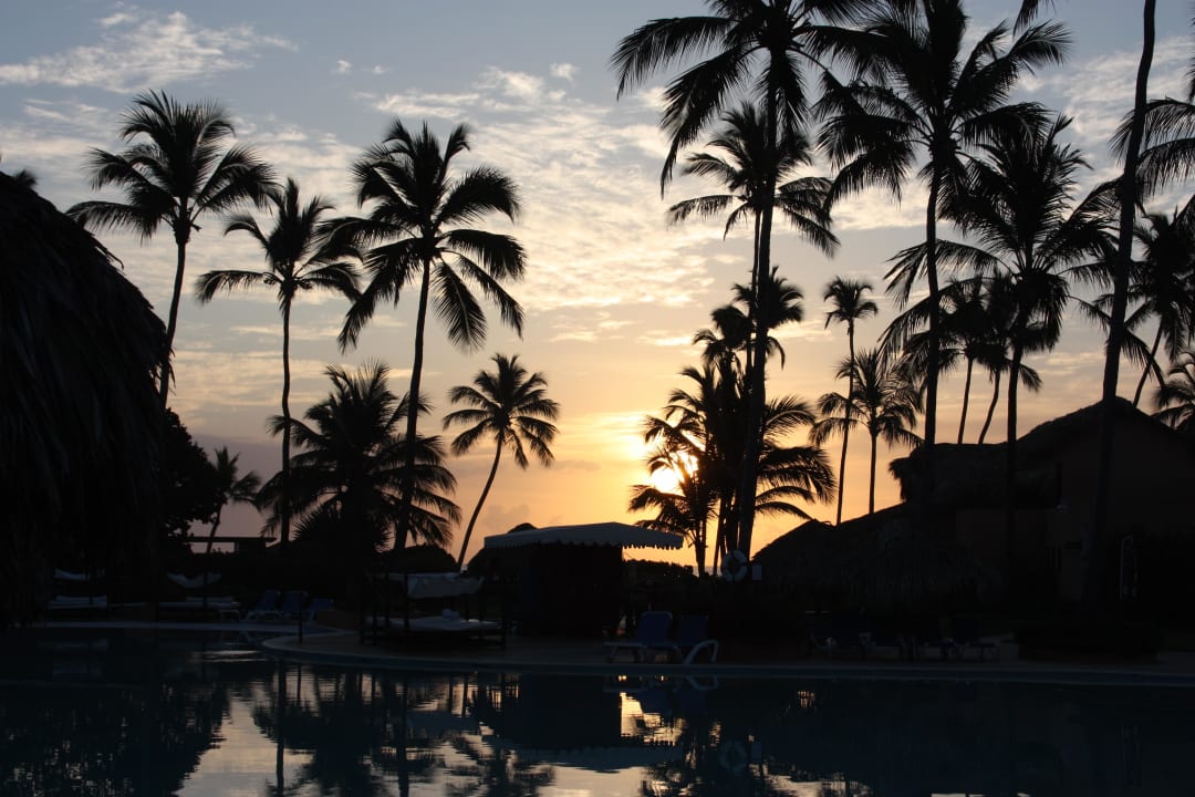 Pool in der Früh Punta Cana Princess All Suites Resort & Spa