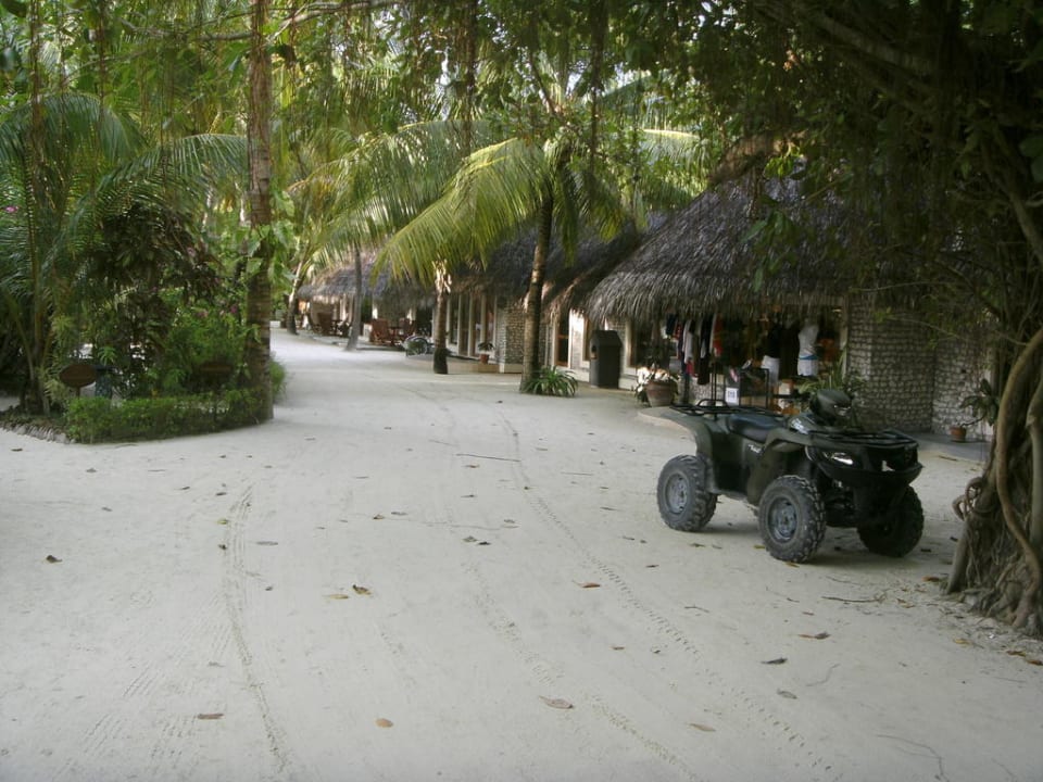 Einkaufsmeile Kuredu Island Resort & Spa