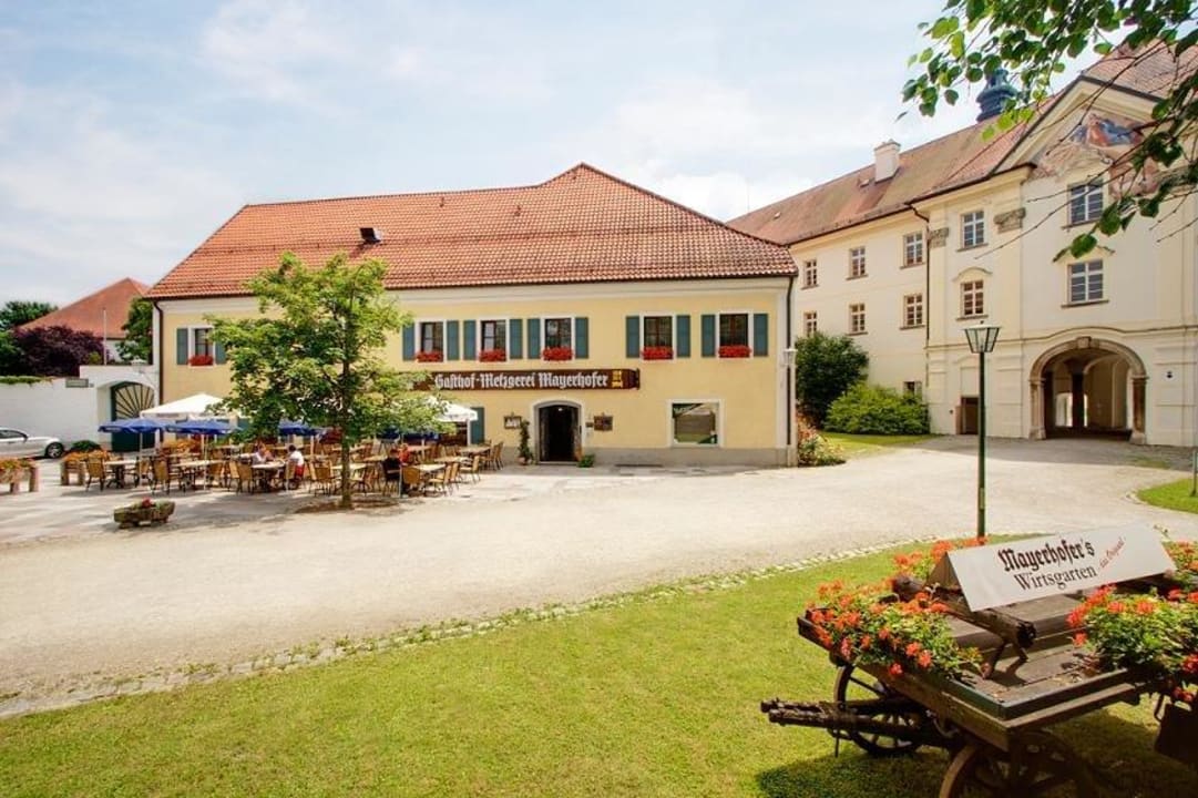 Außenansicht Hotel Gasthof Metzgerei Mayerhofer