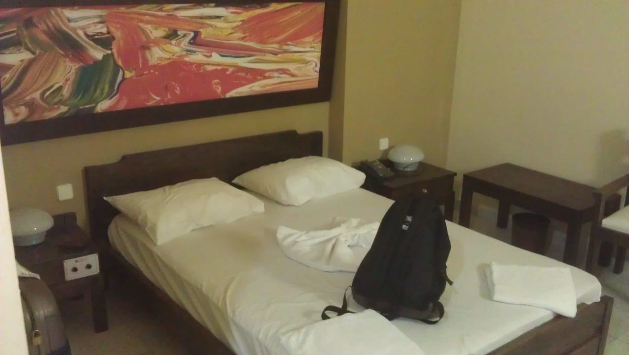 Quietsch-Bett Porto Plazza Hotel