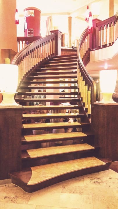 Aufgang zur Lobby und Rezeption Spirit & SPA Hotel Birkenhof am Elfenhain