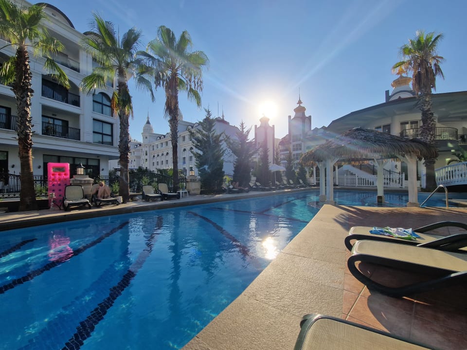 Pool Well Palace Side