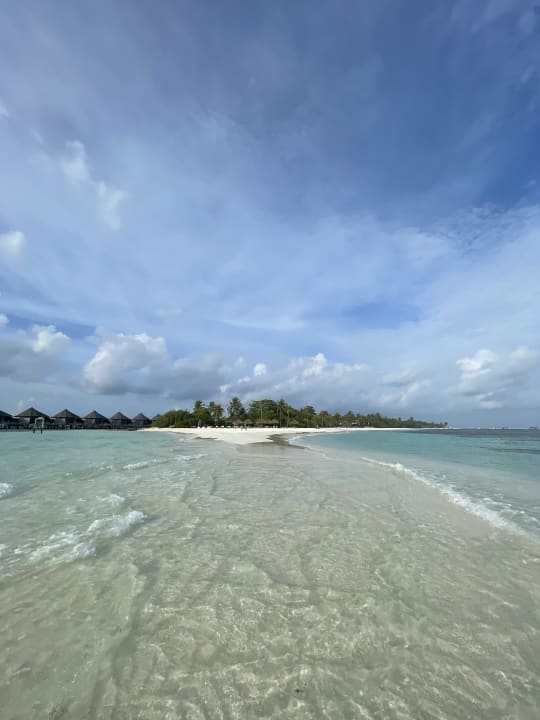 Strand Kuredu Island Resort & Spa