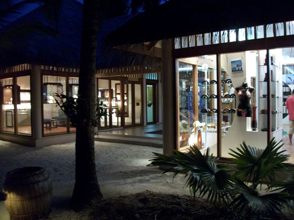 Hotel Veligandu Island Resort Veligandu Maldives Resort Island