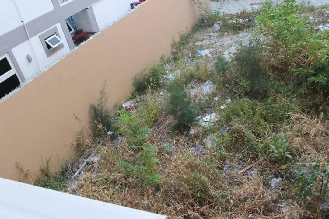 Aus dem Fenster in die "Gartenanlage" Hotel Newtown Inn
