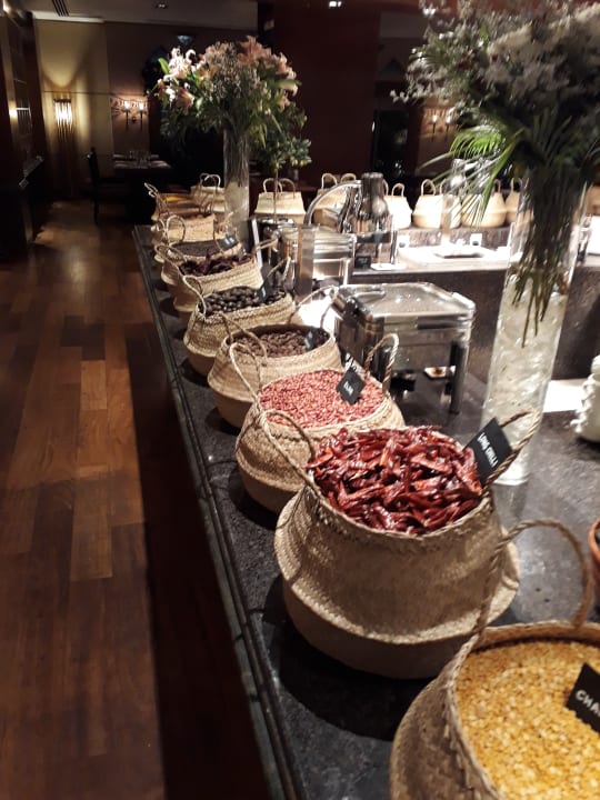 Gastro Sheraton Hotel & Resort Abu Dhabi