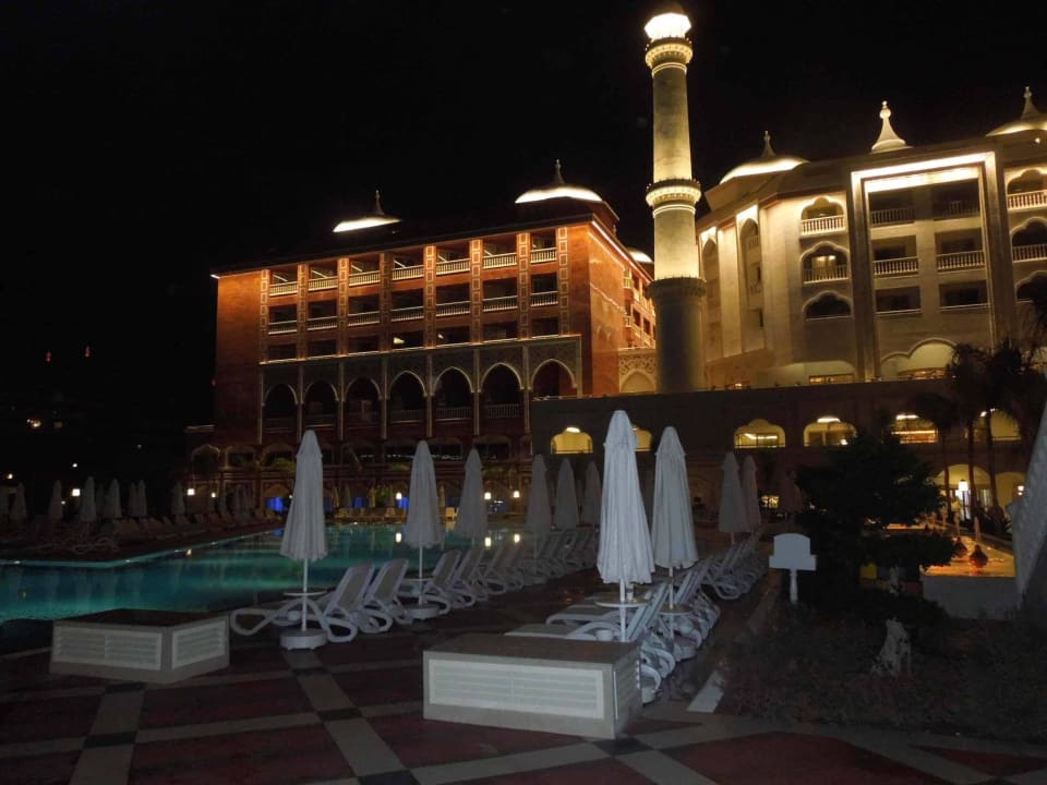 Taj Mahal Royal Taj Mahal Hotel