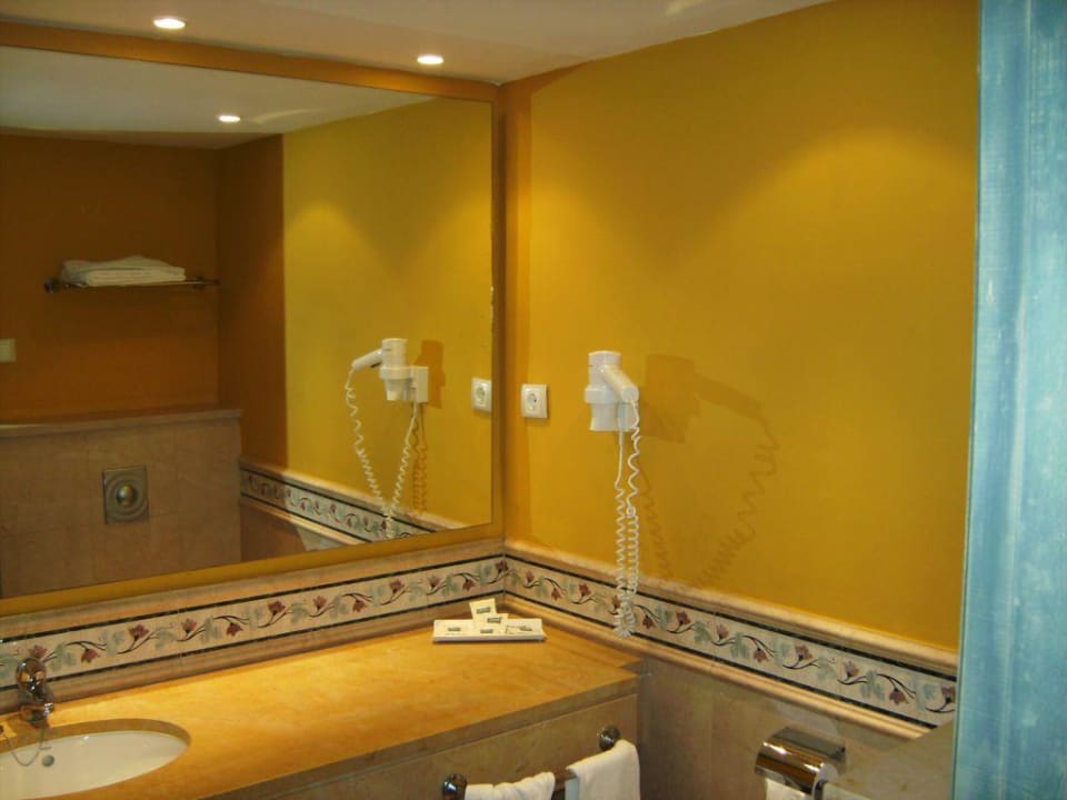 Badezimmer allsun App.-Hotel Albatros