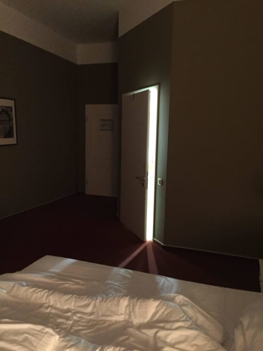 Badtür ständig offen Hotel Wyndham Garden Quedlinburg Stadtschloss