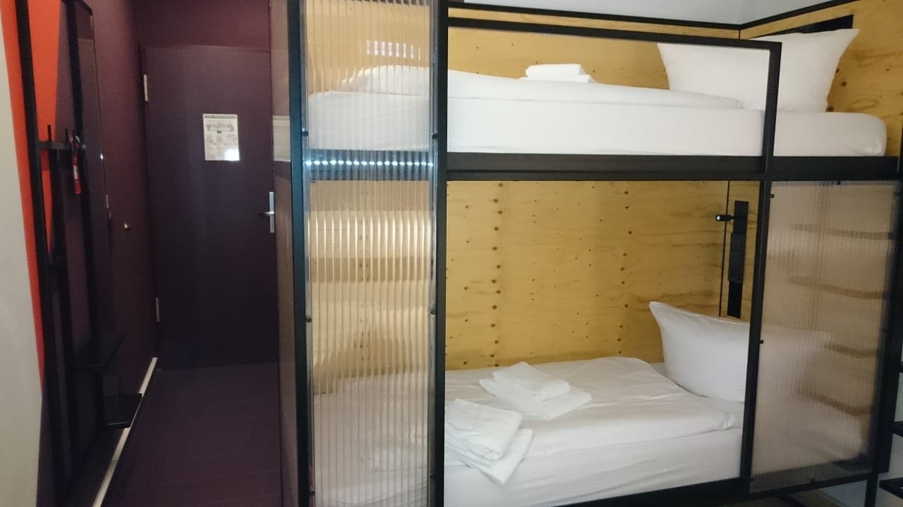 Zimmer MEININGER Hotel Leipzig Hauptbahnhof