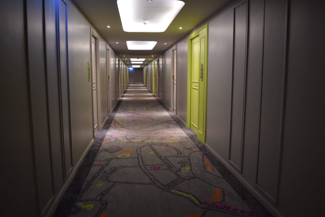 Gang zu den Zimmer ibis Styles Bangkok Khaosan Viengtai