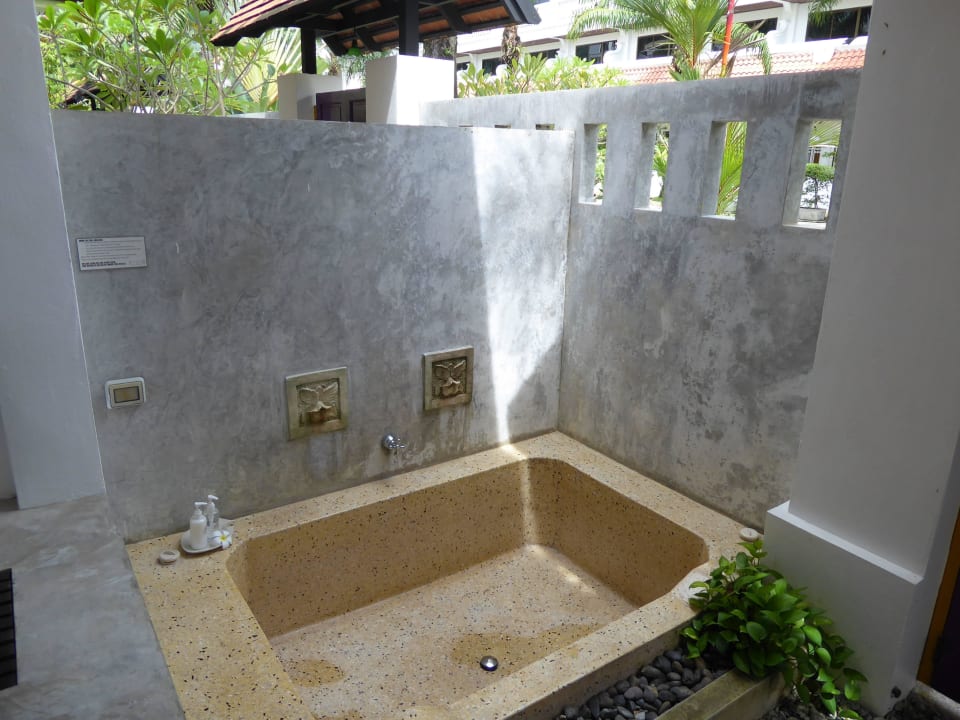 Jacuzzi Bungalow The Old Phuket - Karon Beach Resort