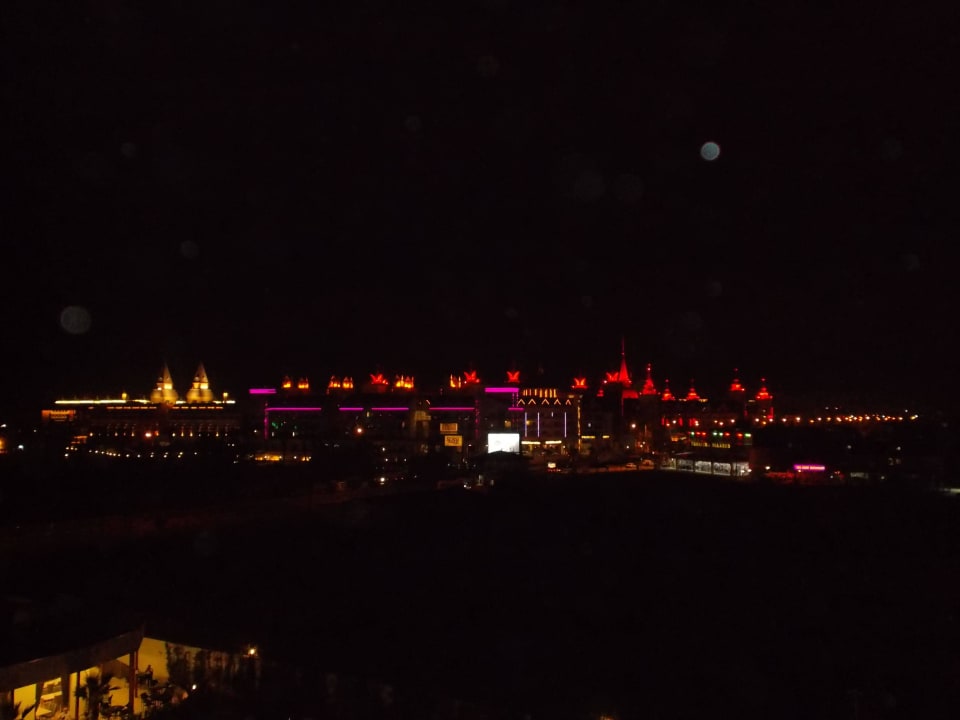 Las Vegas in der Türkei Dream World Aqua Hotel