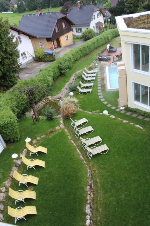 Garten mit Liegen Dilly - Das Nationalpark Resort