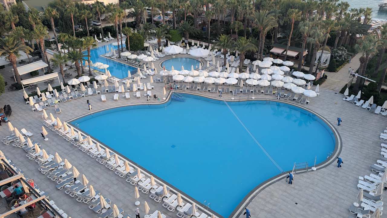 Pool Delphin Deluxe Resort