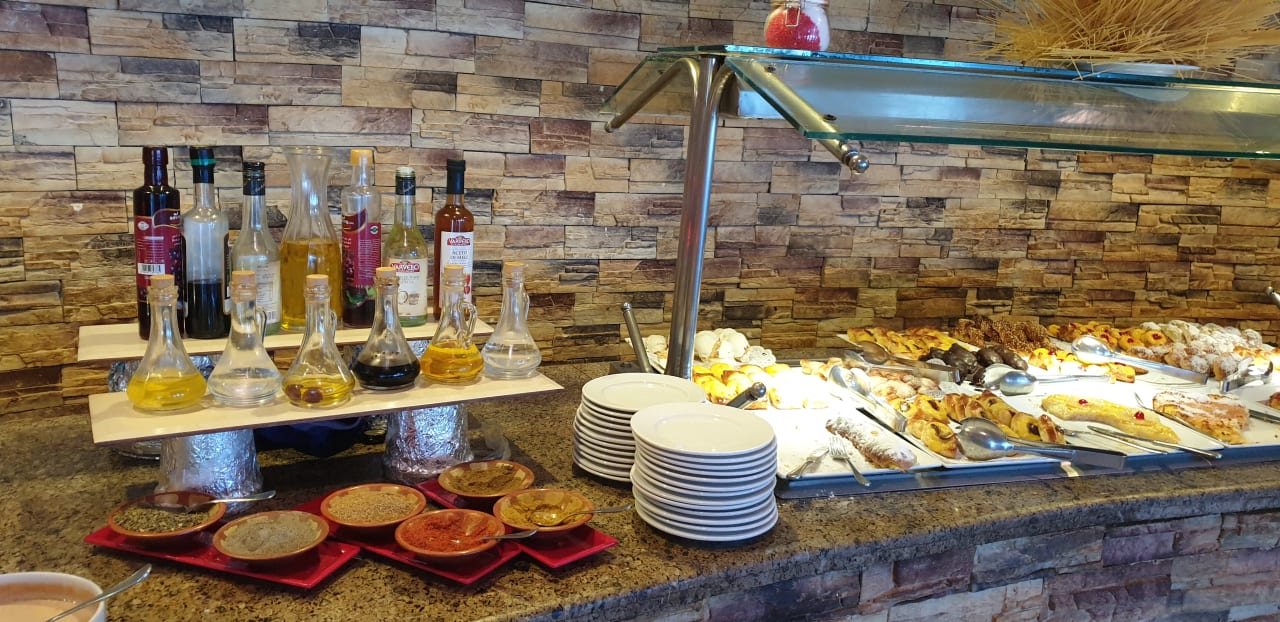 Gastro Coral Sun Beach