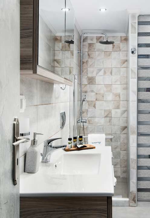 Zimmer Boutique Home