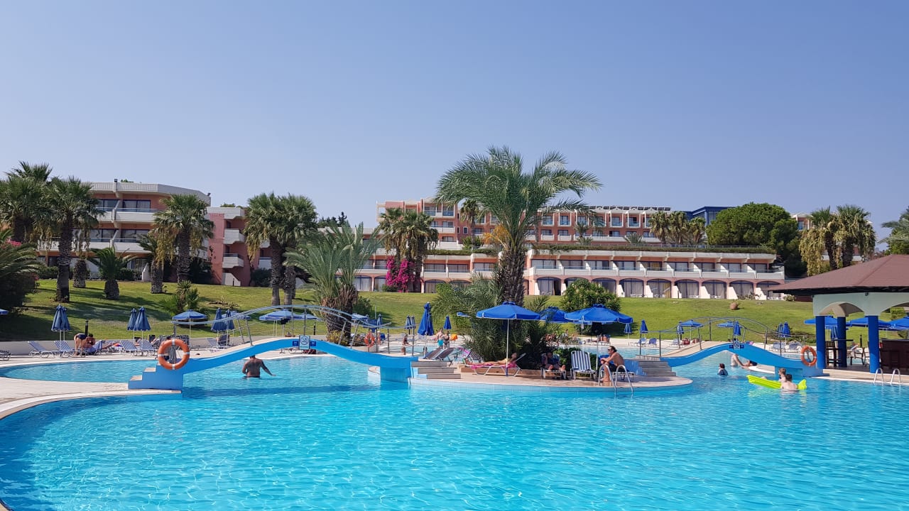 Pool Kresten Palace Hotel