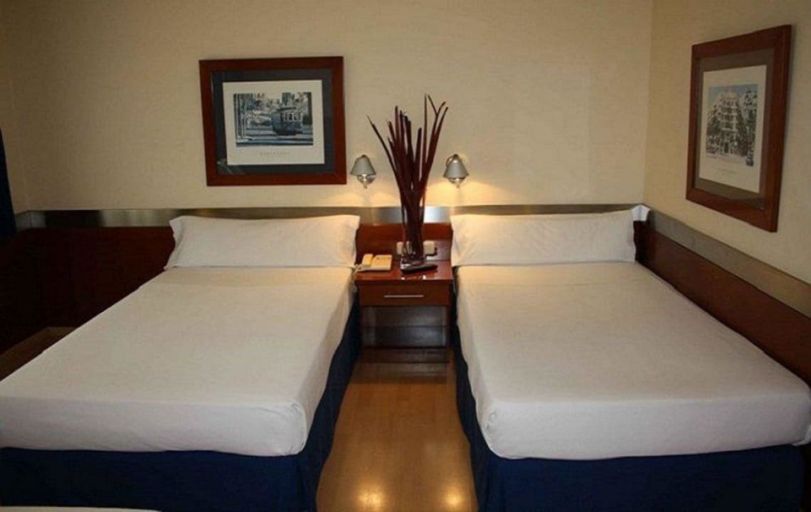 Habitación Twin Hotel Tres Torres Atiram