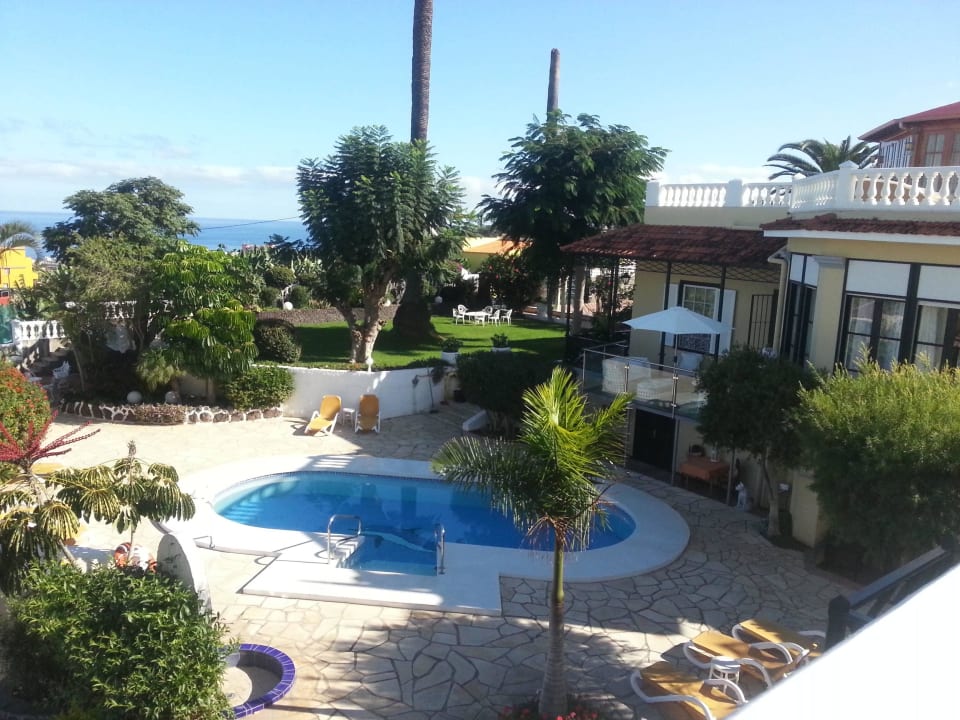 Blick von der Dachterrasse Villa Rosalva