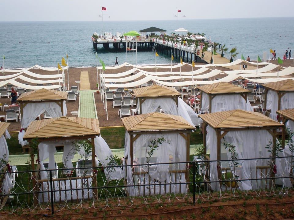 Beach and peer Hotel Delphin Imperial