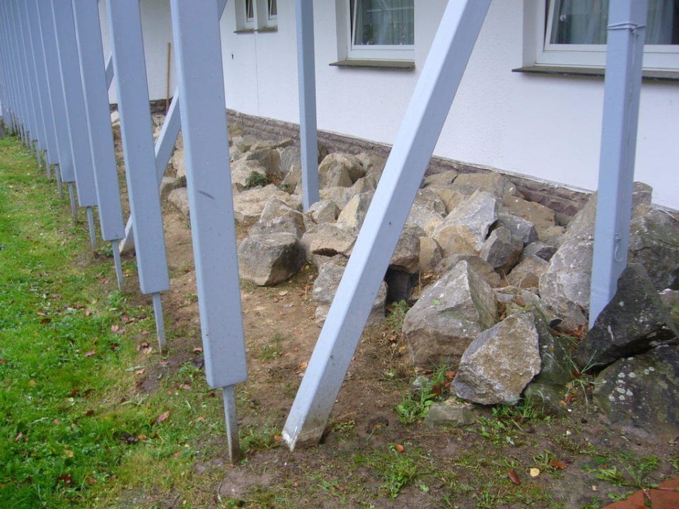 Weg zum Gästehaus Hotel am Kaiserbrunnen