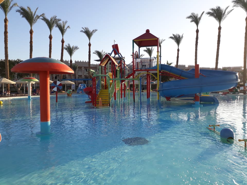 Pool Beach Albatros Resort