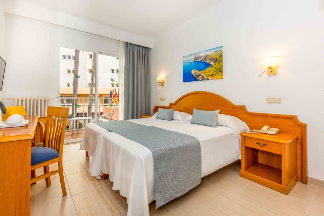 Zimmer Valentin Reina Paguera