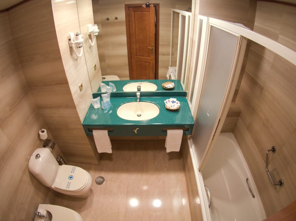 Zimmer Hotel Zentral Center - Adults only