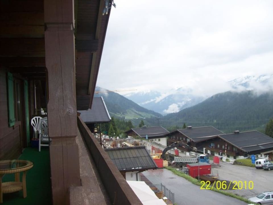 Blick vom Urlaubsbalkon Hotel Alpenrose MY ALPENWELT Resort