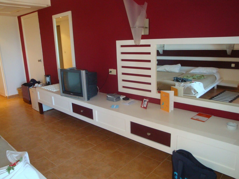 TV Front Caribbean World Thalasso Djerba