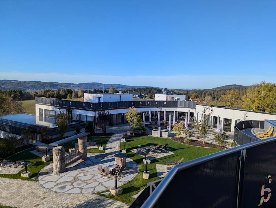 Außenansicht 1. Bier & Wohlfühlhotel Gut Riedelsbach