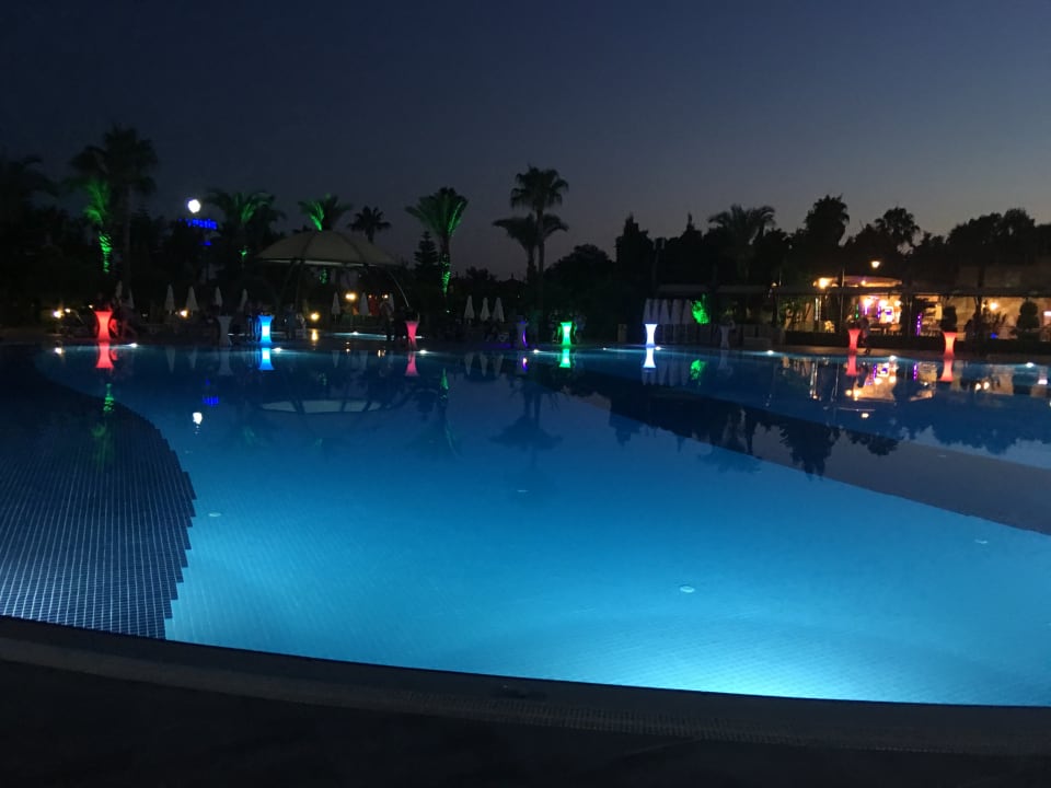 Pool Saphir Resort & Spa