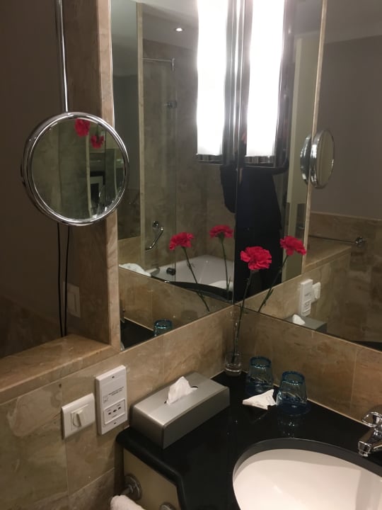 Zimmer Sheraton Warsaw Hotel