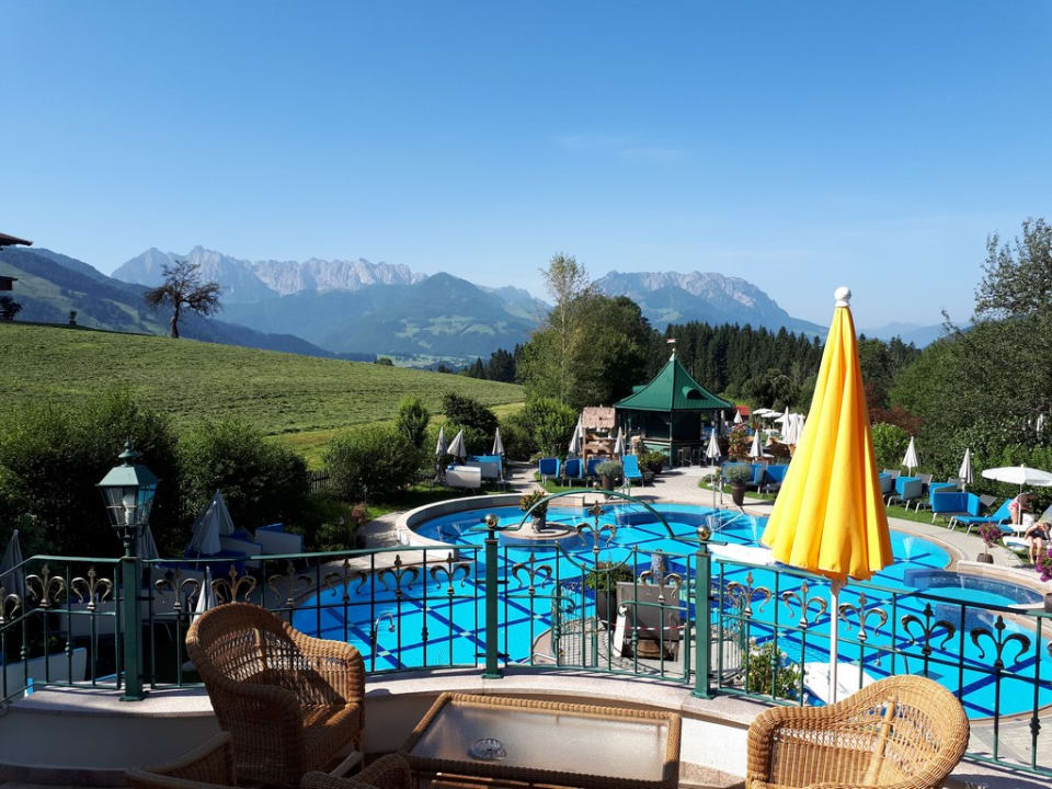 Pool Wohlfühlresort Peternhof